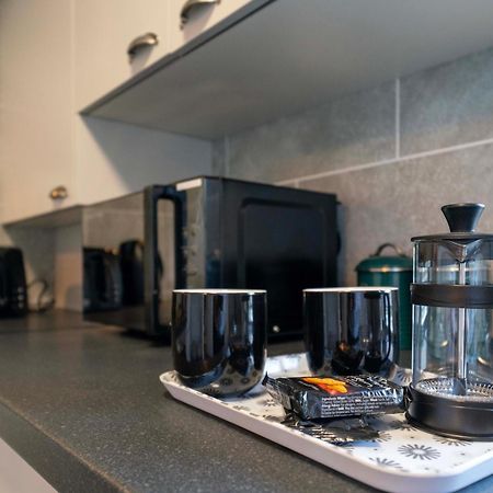 Alexander Apartment By Klass Living Coatbridge Esterno foto
