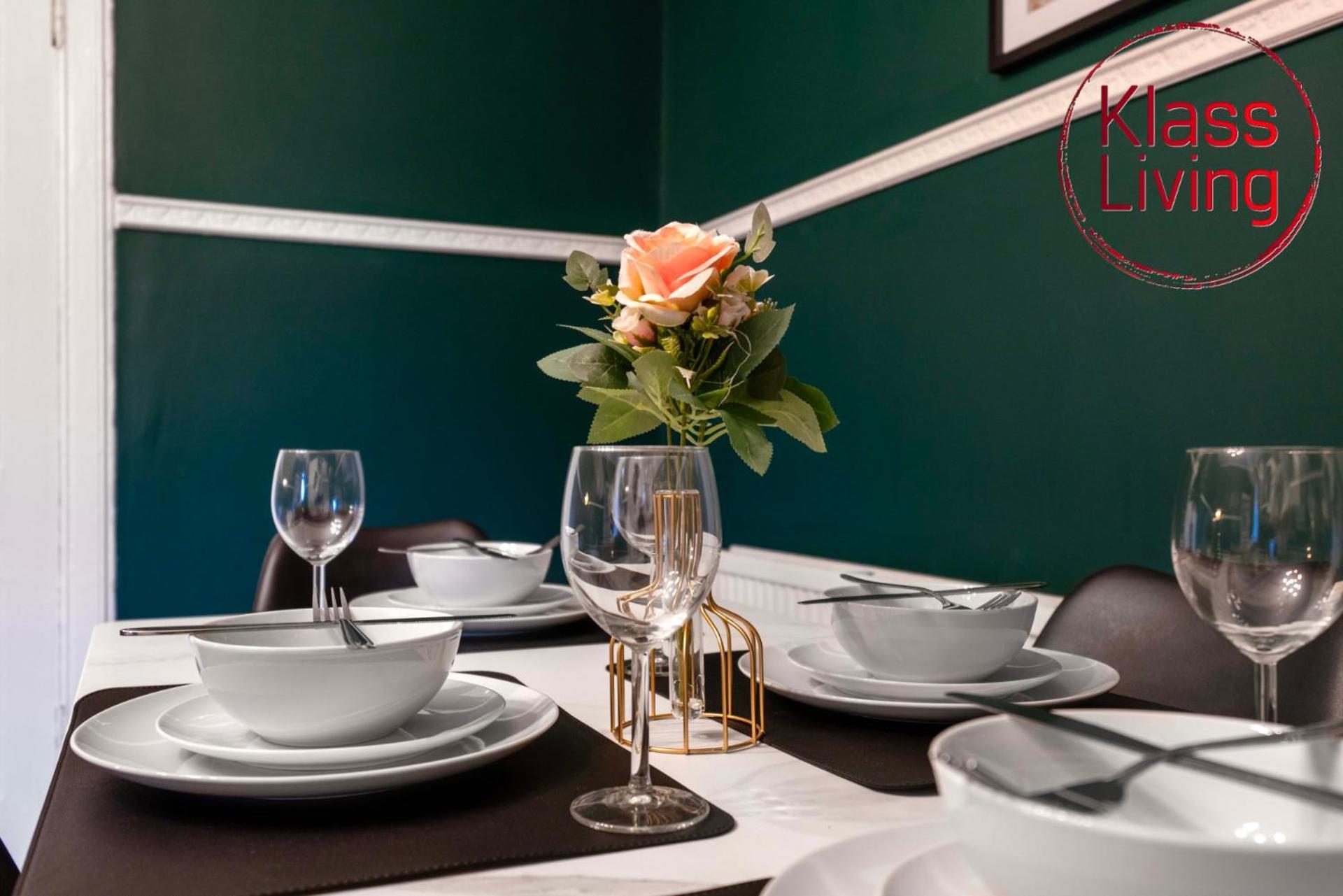 Alexander Apartment By Klass Living Coatbridge Esterno foto