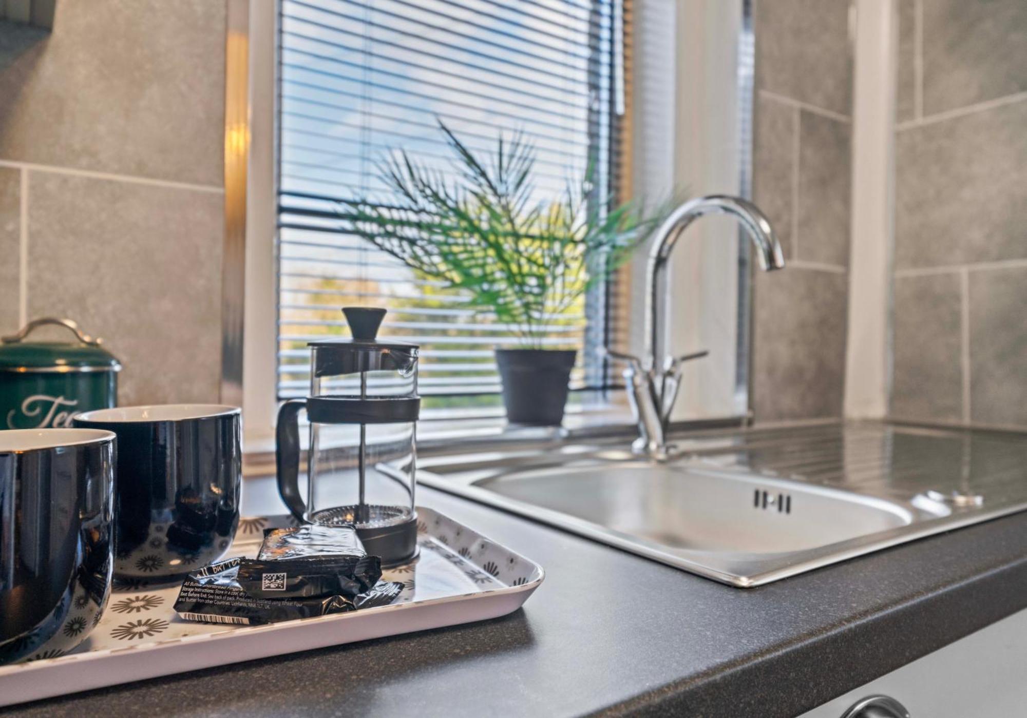 Alexander Apartment By Klass Living Coatbridge Esterno foto